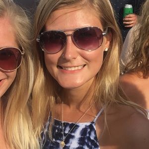 Meet your Posher, Bridget